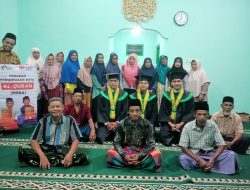 Tiga Mahasiswa UMPWR Wisuda Berkat Dedikasi Tuntaskan Buta Alquran Lansia