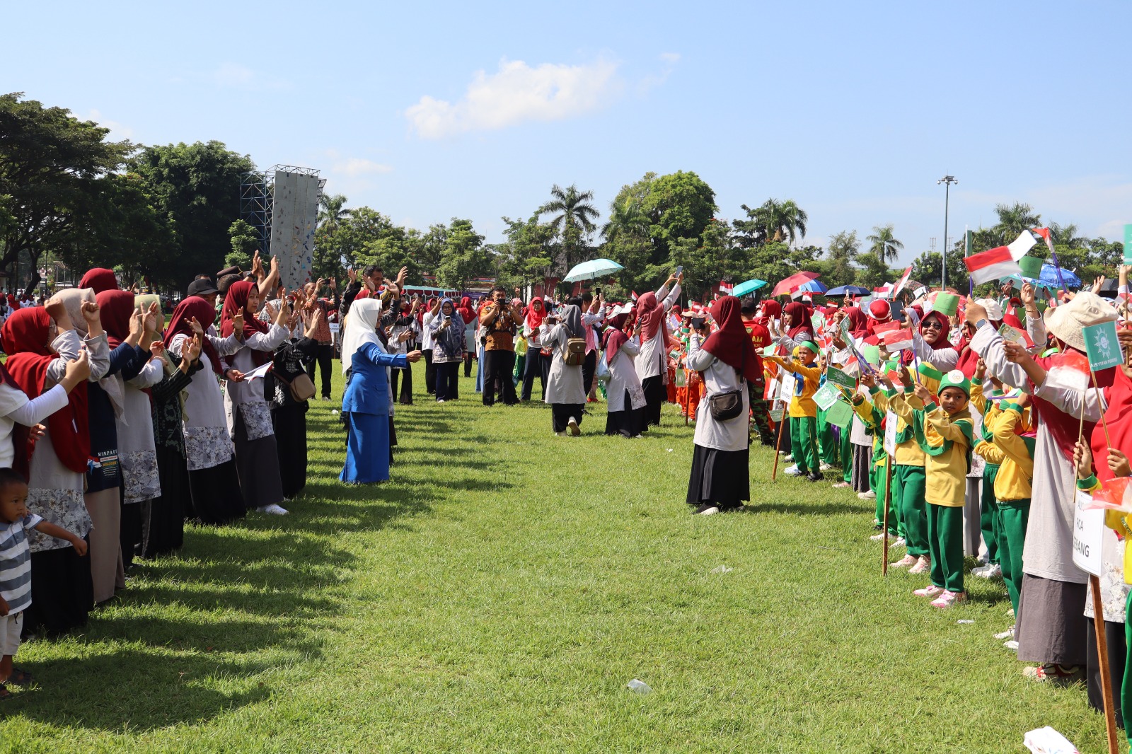 MILAD 'AISYIYAH : Acara Milad ke-109 ’Aisyiyah Kabupaten Purworejo yang digelar di Komplek Pendopo Kabupaten Purworejo, Sabtu-Minggu (9-10/5).