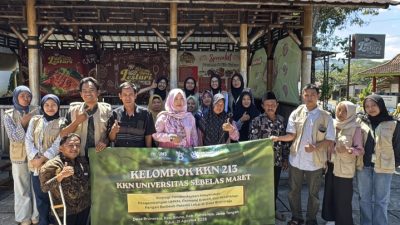 Pelatihan Digitalisasi, KKN UNS Kelompok 213 Dorong UMKM Brunorejo Tembus Pasar Digital